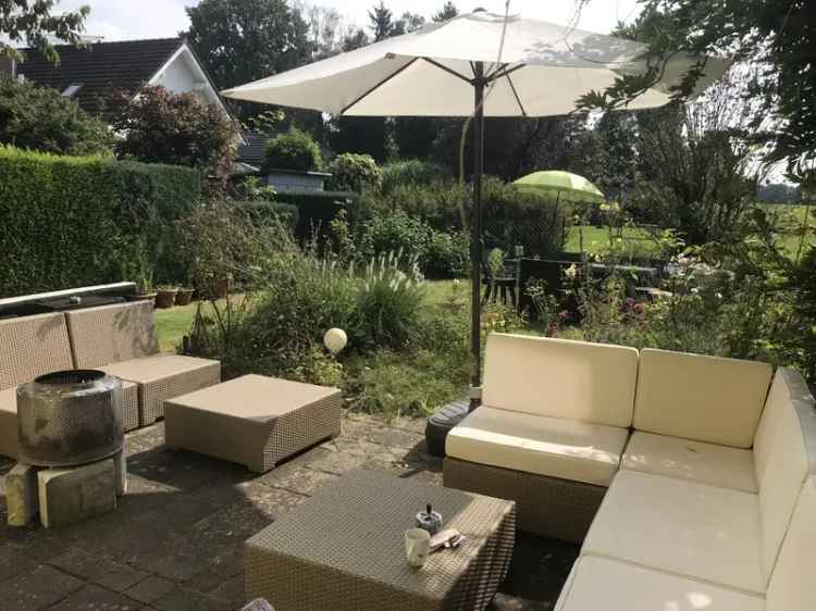 Haus Bergisch Gladbach 160qm Garten Terrasse Stellplatz Kamin