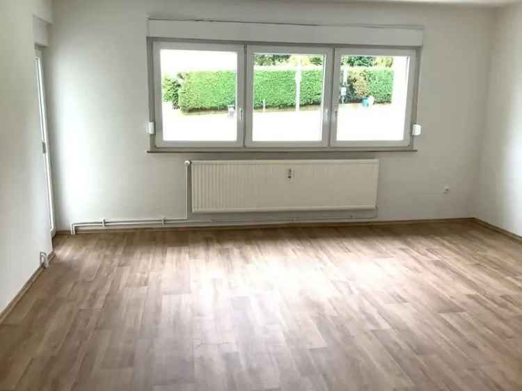 3-Zimmer Wohnung Erdgeschoss mit Balkon