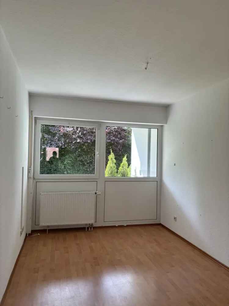 Erdgeschosswohnung: 3 Zimmer Düsselweg6 in Meerbusch