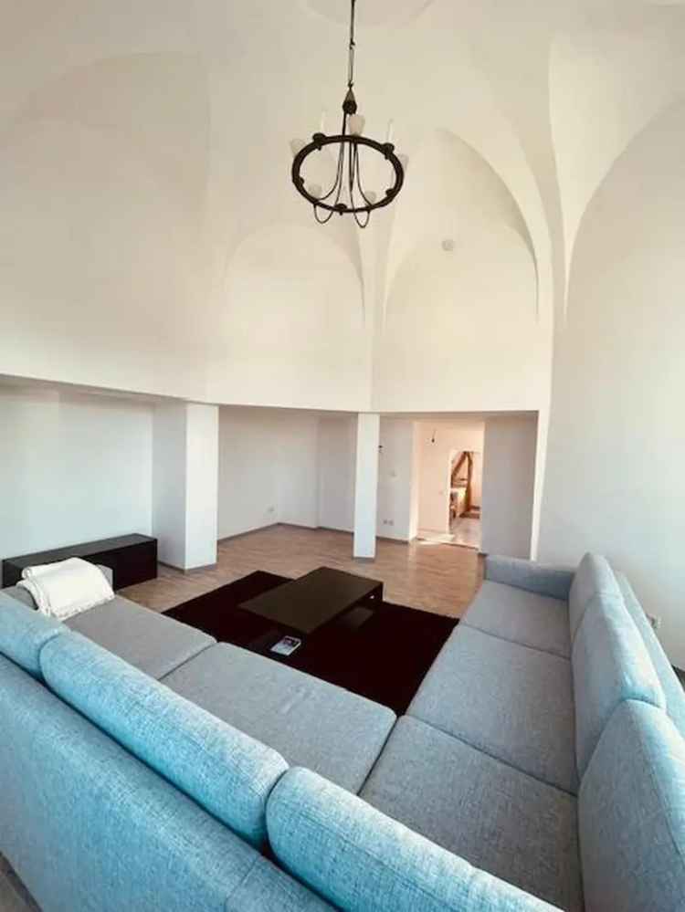 DG-Wohnung mit Turmzimmer zentral in Borgsdorf, Nähe S-Bhf