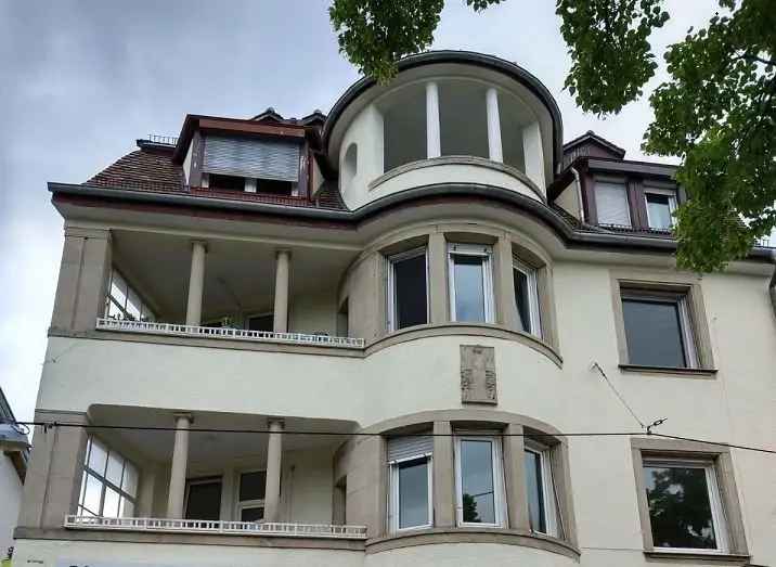 6,6 % Rendite möglich – 3 Zi ETW mit Dachterrasse – zentral in S-Feuerbach