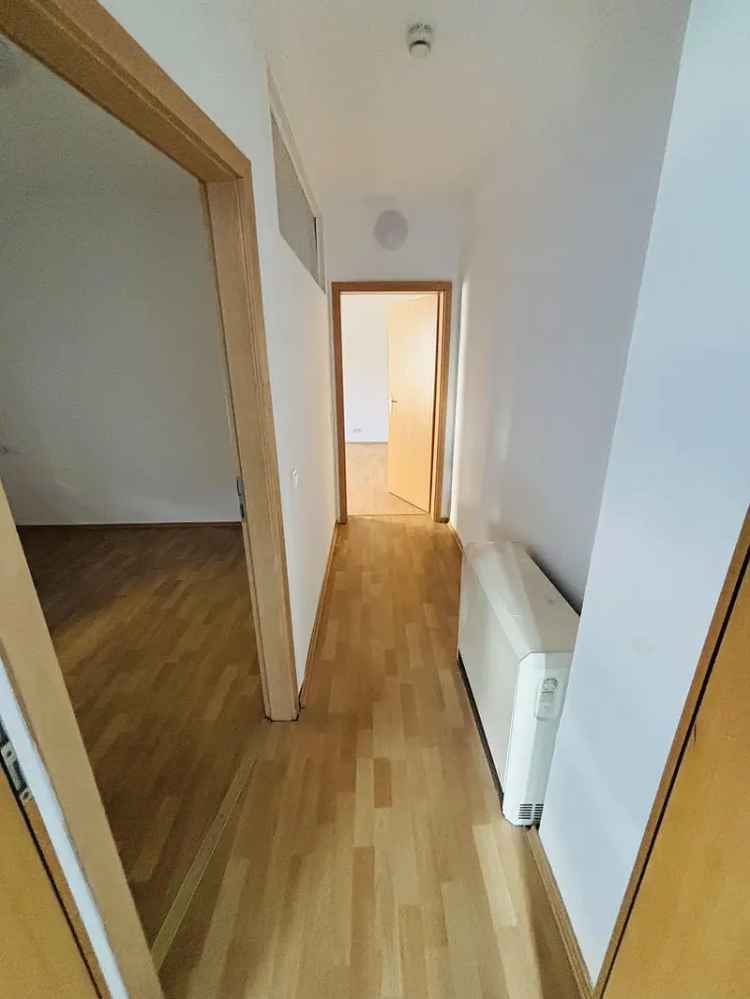 Zentrale 2 Zimmer Wohnung RENOVIERT