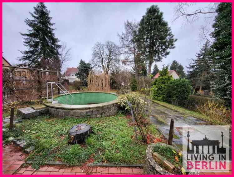 EINFAMILIENHAUS IN RUHIGER LAGE MIT POTENZIAL ZUR SANIERUNG ODER ABRISS UND NEUBAU!