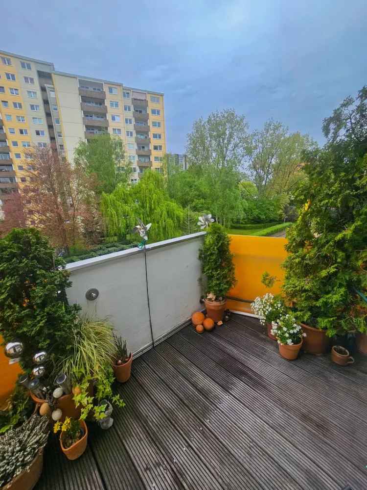 Gepflegte Eigentumswohnung mit Balkon + PKW Stellplatz in ruhiger Anwohnerlage! 51145 Köln – Eil.
