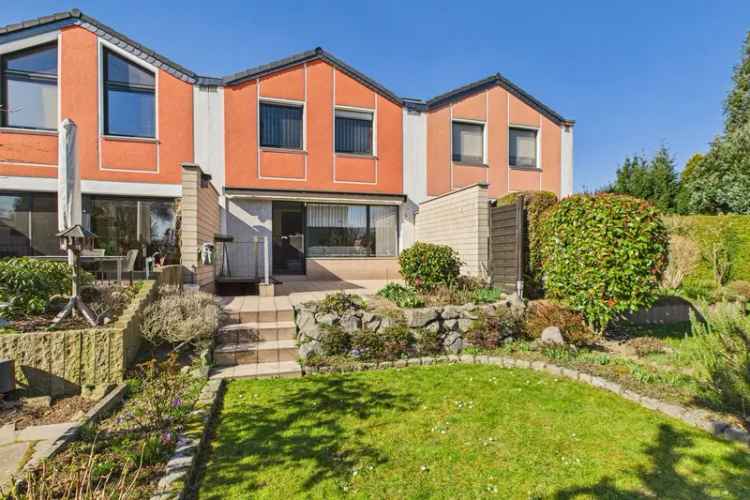 Teilmodernisiertes Reihenhaus mit Südgarten und Garage in ruhiger Wohnlage von Köln-Höhenhaus