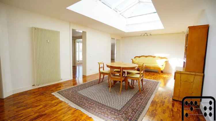 Solide Geldanlage: Exklusives Luxusdachgeschoss mit riesiger Dachterrasse und Kamin in Gohlis-Süd!