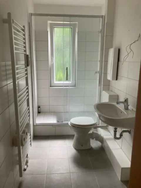 Neuwertige Erdgeschoss-Wohnung