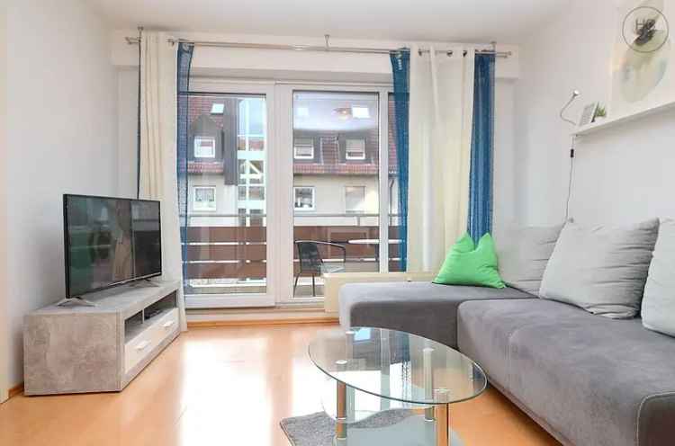 Schön möbliertes Apartment mit Balkon und Stellplatz in Nürnberg/Sündersbühl