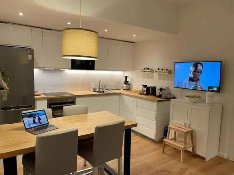 1.5 Zimmer mit Balkon und Einbauküche