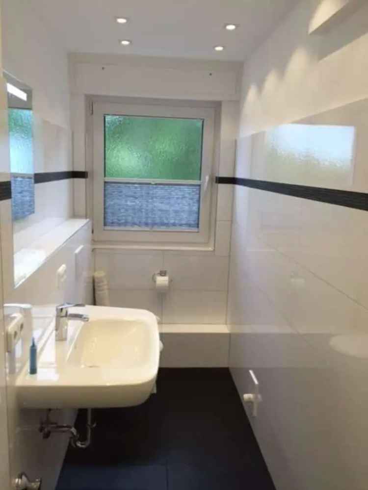 Moderne & vollmöblierte 1-Zimmer-Erdgeschosswohnung mit Balkon in Top-Lage von Bad Soden