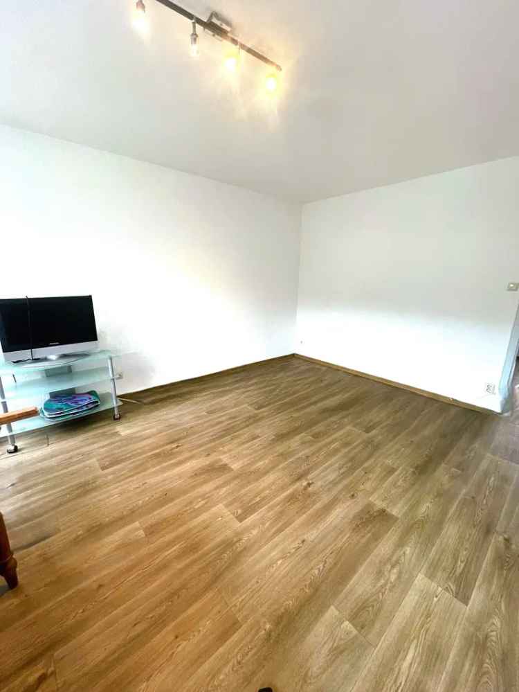 1 Zimmer Appartement Stuttgart Wangen Balkon Stellplatz Kapitalanlage