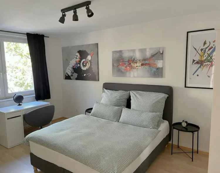 Privatzimmer mieten in Wohnung Frankfurt mit eleganter Küche