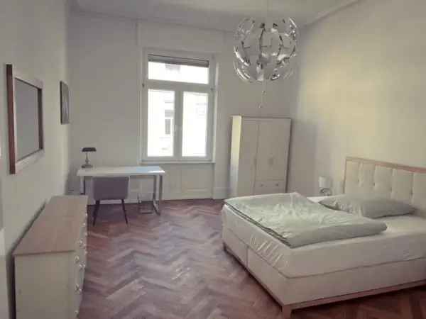 Apartment in Frankfurt am Main, Bahnhofsviertel