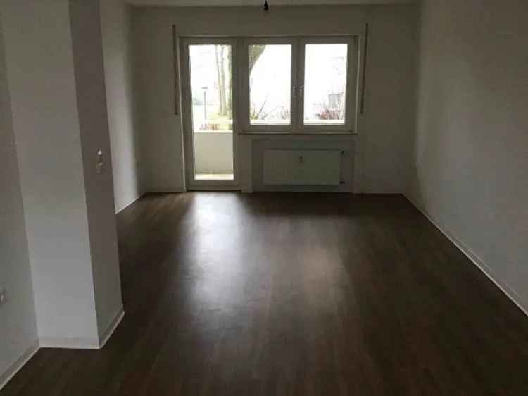 Familienwohnung Erdgeschoss Balkon 3 Zimmer Bad