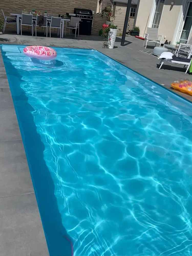 EFH im toskatischen Stil mit Pool