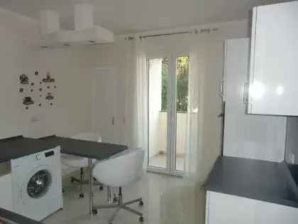 Wohnung (60.0 m²) zur Miete in Düsseldorf (Rethelstraße 97, 40237 Dusseldorf, Germany)