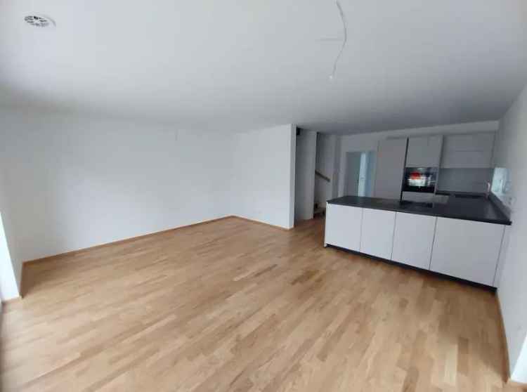 DHH Obertraubling / PV und Wärmepumpe