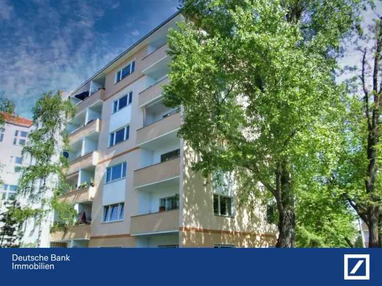 56qm Etagenwohnung mit Balkon in Massivbauweise