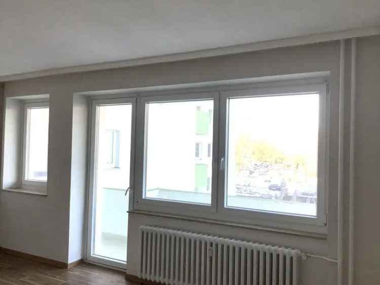 2 Zimmer Wohnung Sieker WBS Balkon Mieterkeller