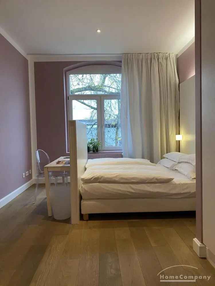Moderne und farbenfrohe Wohnung in Köln-Mülheim - unweit von Kölnmesse und LANXESS arena!