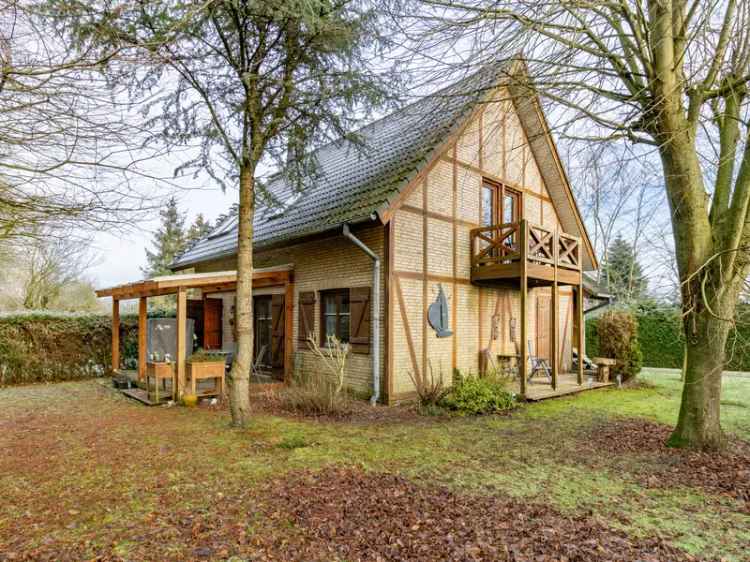 3-Zimmer Wohnung mit 2 Terrassen und Carport