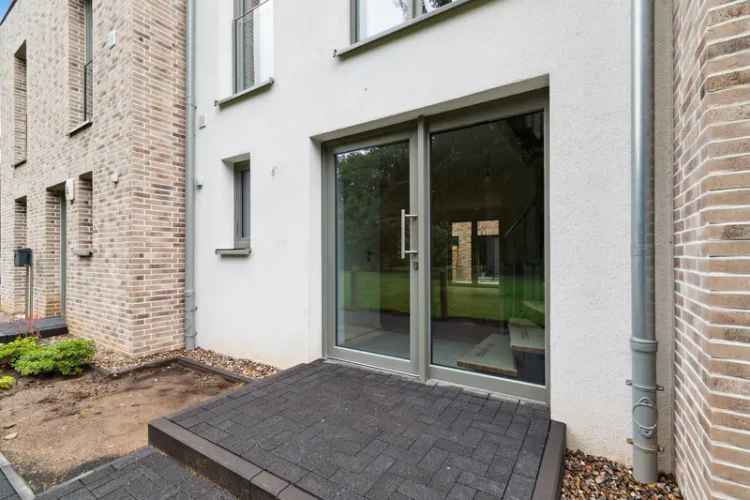 A+ Maisonette-Gartenwohnung mit Dachterrasse, eigenem Keller und Stellplatz