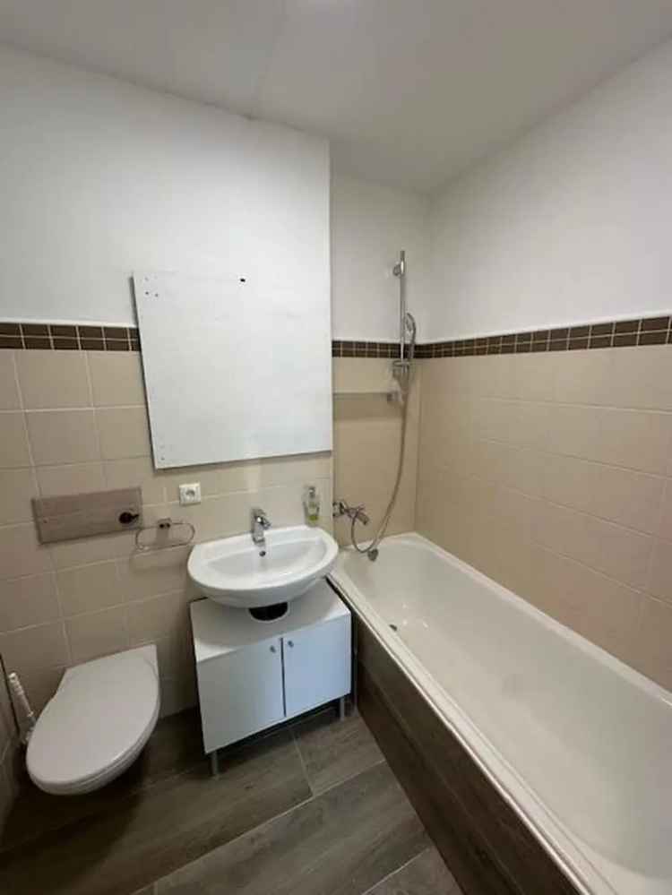 Erstbezug nach Sanierung 1 ZW möbliert inkl. EBK, Balkon in Zirndorf Hochparterre TOP ÖPNV Anbindung
