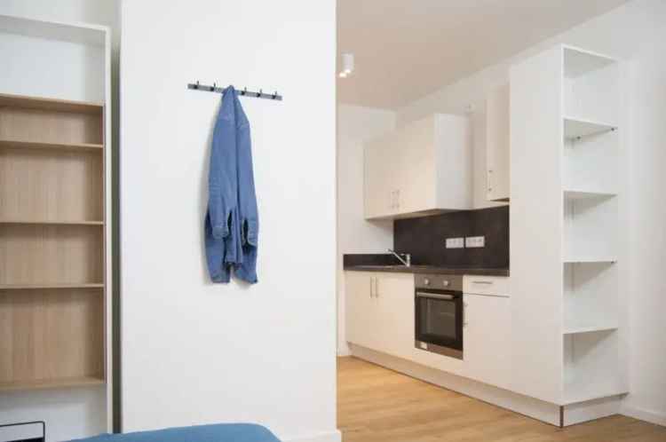 Nur für Studierende, Immatrikulation erforderlich !!!!  1 Zimmer Apartment  vollmöbliert 