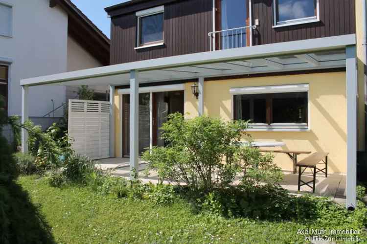 Idyllische gelegenes, freistehendes Einfamilienhaus mit versetzten Ebenen in ruhiger Randlage.