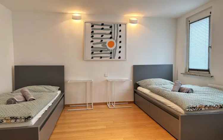 5-Zimmerwohnung mit TV, Wlan, Küche, Essplatz, Waschmaschine, Trockner, Garage für bis zu 9 Personen