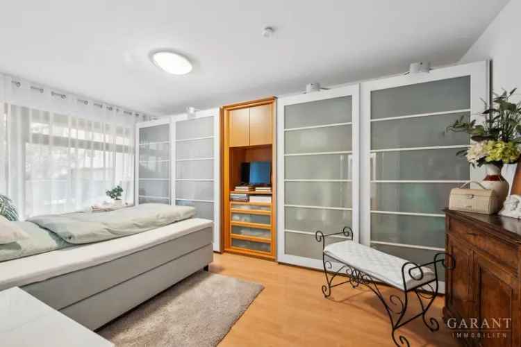 DAS NEUE ZUHAUSE - IN TOP LAGE MIT SCHWIMMBAD UND SAUNA!