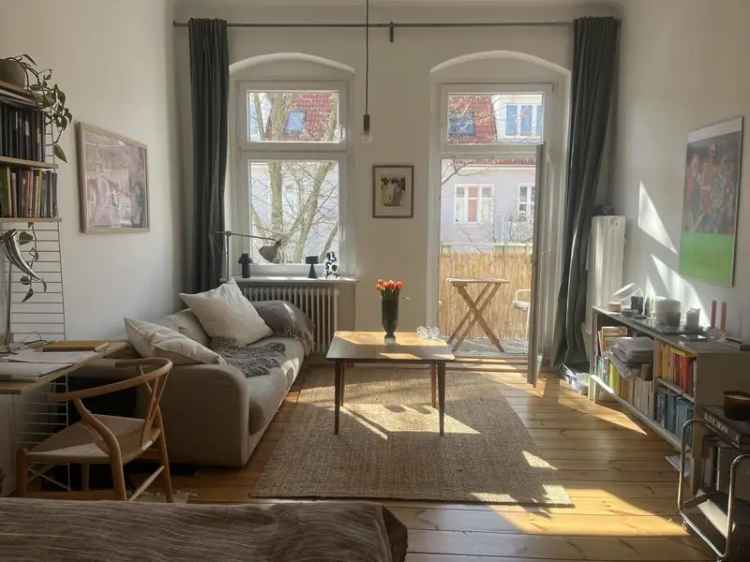 Wohnung Tausch in Neukölln Berlin helle gemütliche Altbauwohnung