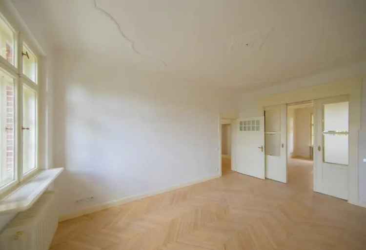 Berlin Weissensee Dachgeschosswohnung 167m² 2 Balkone EBK Aufzug Denkmalgeschützt