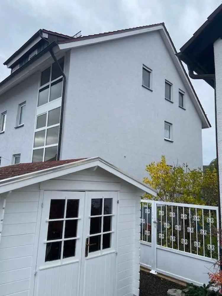 Gepflegtes MFH Haus mit 3 Wohnungen in super Lage – von privat & hohe Rendite möglich