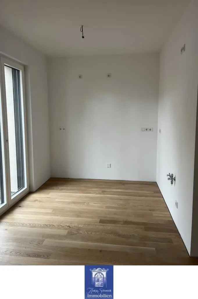 Barrierefreie Terrassenwohnung mit eigenem Garten! Moderner Erstbezug in Elbnähe!