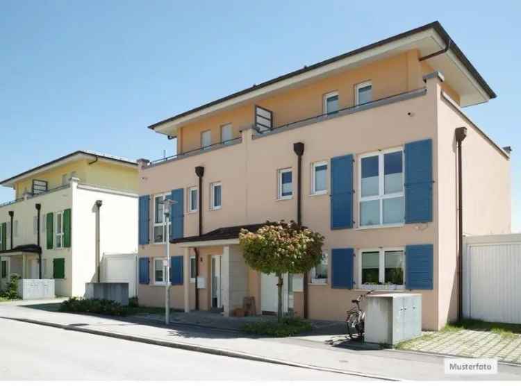 Zweifamilienhaus in 51519 Odenthal, Am Steinberg
