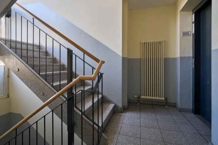 Vermietete, großzügige Dachgeschosswohnung im angesagten Prenzlauer Berg – Top Kapitalanlage