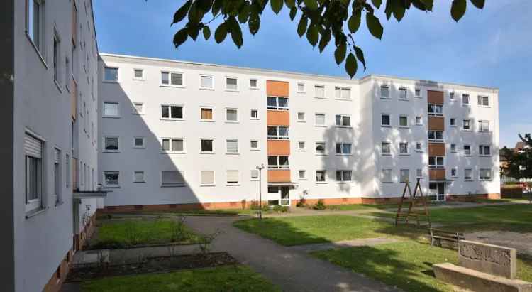 Charmante 3-Zimmer-Wohnung mit Balkon, viel Sonne und schöner Grünansicht