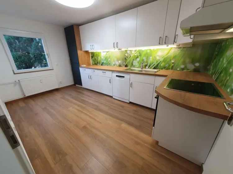 4 Zimmer Wohnung München Lerchenau 106m² Balkon Einbauküche