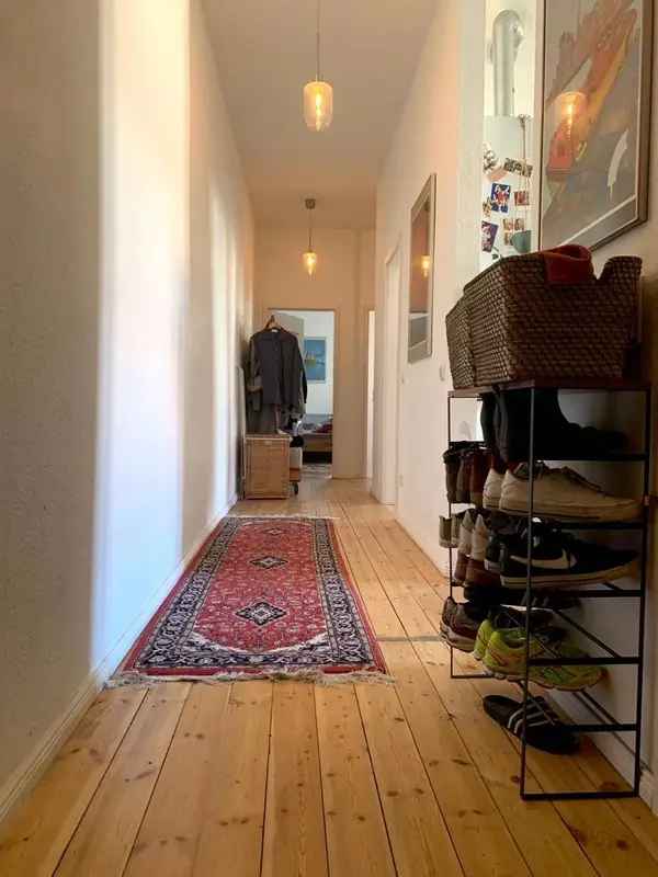 Mieten Wohnung in Neukölln mit 4 Zimmern und Balkon