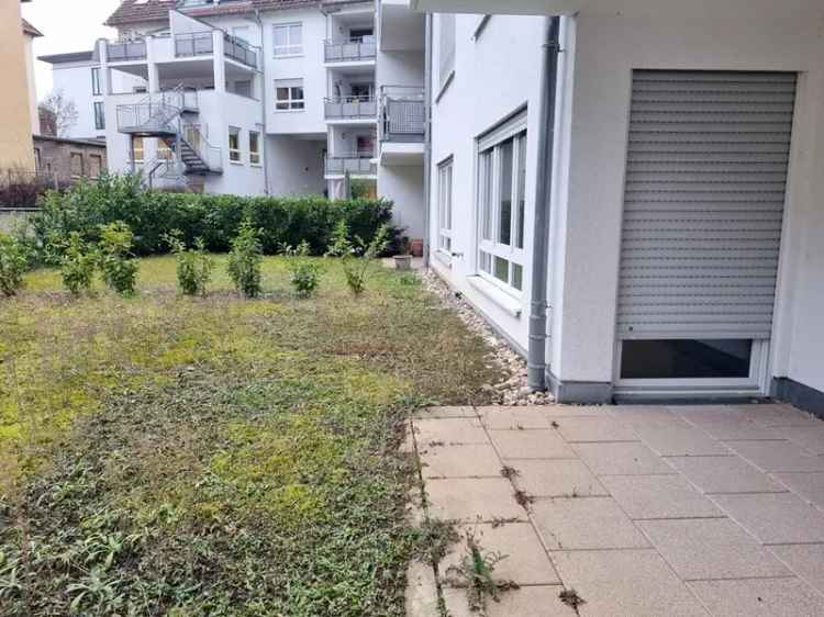 "Stadtwohnung mit eigenem Garten - helle 2-Zi.-Wohnung in Kurparknähe in Stuttgart-Bad Cannstatt"