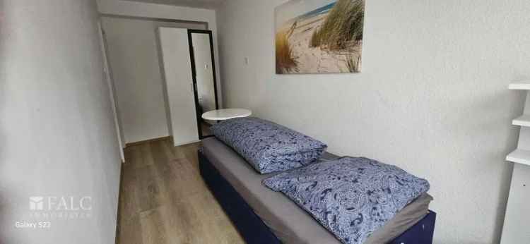 Moderne WG in Toplage: 5 Min. vom Fürther HBF – 5 Zimmer auf 160 m²