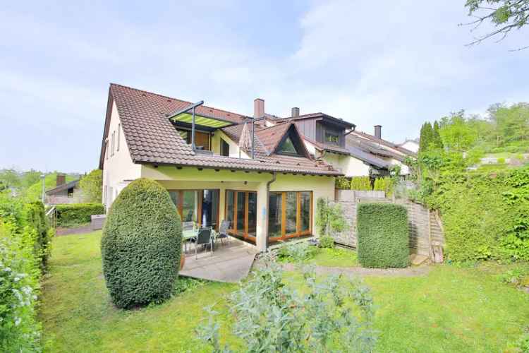 Idyllisches Zuhause in Stuttgart-Hofen mit zwei Wohneinheiten, Garten und Loggia!