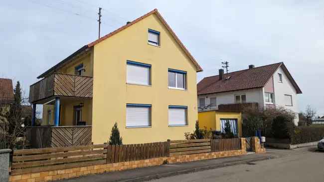 Vermiete Mehrfamilienhaus in Giengen mit 2 Wohneinheiten und Garage