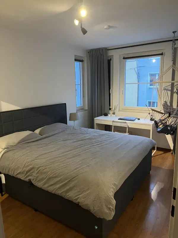 2-Zimmer Wohnung Sülz Balkon EBK Aufzug