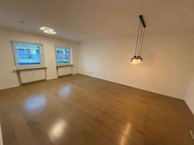 Wohnen am Westpark. Neu sanierte 2-Zimmer-Wohnung (3-Zimmer möglich) mit gehobener Ausstattung. Ohne Provision!