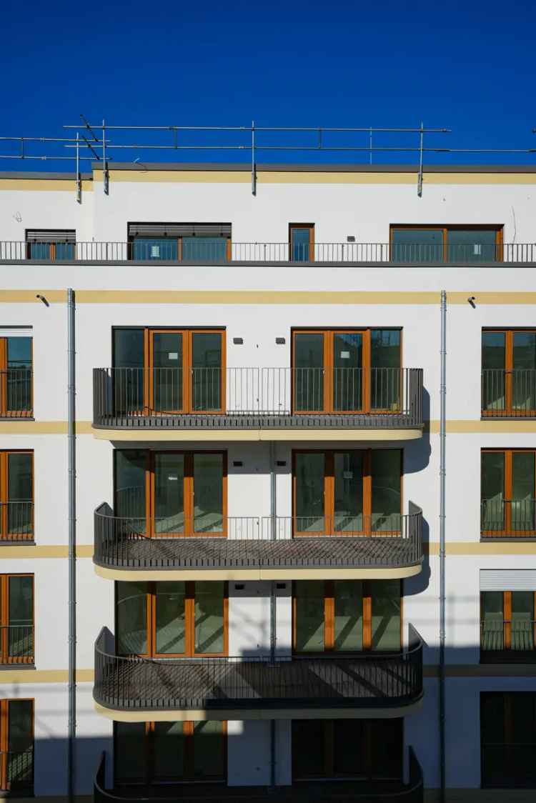 Der erste Blick auf Ihre neue 2-Zimmer-Wohnung – Die Gerüste sind gefallen!