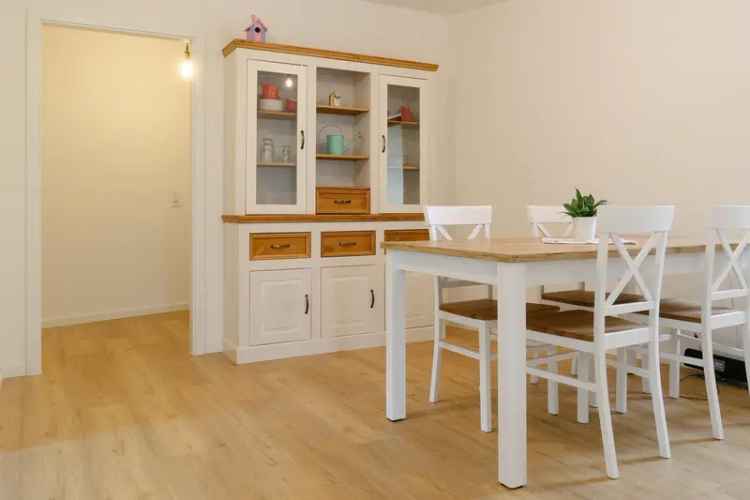 Attraktive WG-Zimmer 340,-- EUR (3er WG) für Student:innen in Nordheim bei Heilbronn