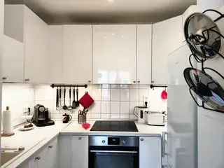 Wohnung (61.0 m²) zur Miete in Frankfurt am Main (Europa-Allee 11, 60327 Frankfurt, Germany)