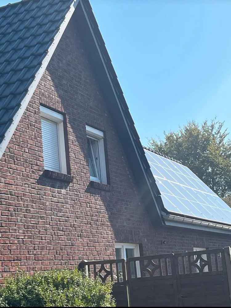 Tolles Einfamilienhaus mit PV-Anlage und vieles mehr